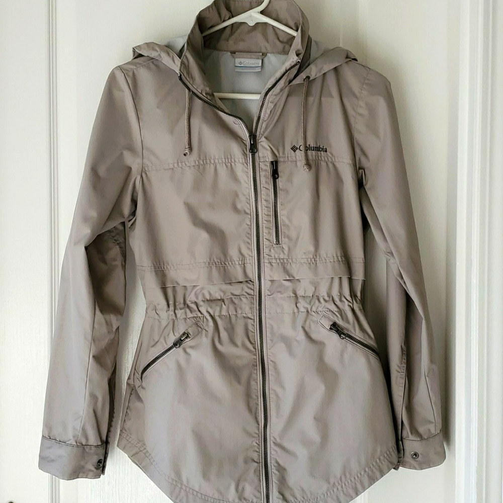Women's Columbia Rain Jacket Size XS